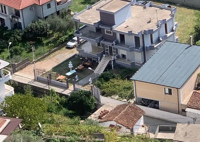 Castle View 别墅 *