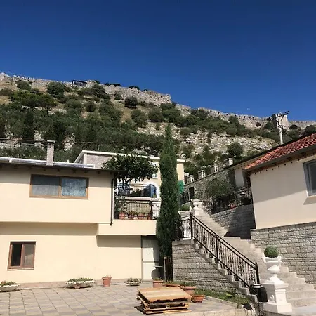 Villa Castle View *