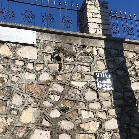 Villa Castle View